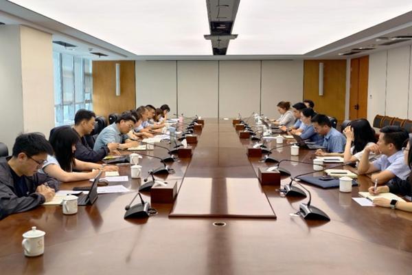 树牢正确政绩观 深入一线破难题——集团召开审计风控条线下沉服务座谈会